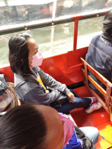 Bangkok | Někdo nosí i dva respirátory najednou
