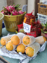 Bangkok | pouliční prodej ovoce