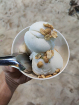 Ostrov Samet | Kokosová zmrzlina s arašídama