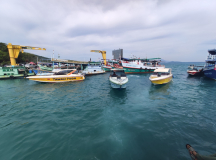 Ostrov Samet | Ruch v přístavu